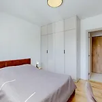 Flexihome Sk - Snp 7 - Four Apartment, Ac, Loggia アパート コシツェ