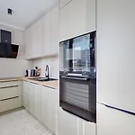 アパート Flexihome Sk - Snp 7 - Four Apartment, Ac, Loggia コシツェ