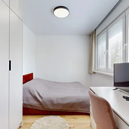 Flexihome Sk - Snp 7 - Four Apartment, Ac, Loggia Daire Kösice