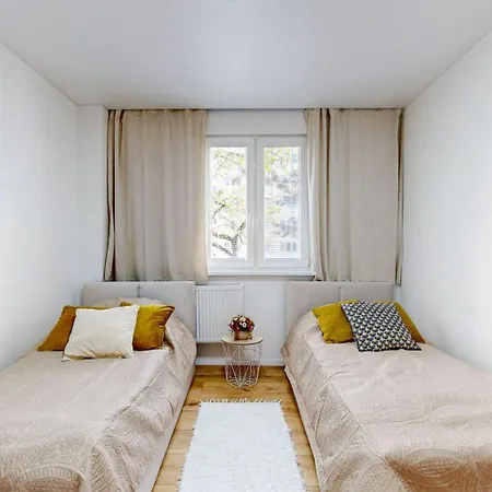 Daire Flexihome Sk - Snp 7 - Four Apartment, Ac, Loggia Kösice