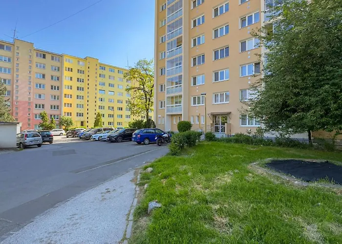 Flexihome Sk - Snp 7 - Four Apartment, Ac, Loggia 아파트